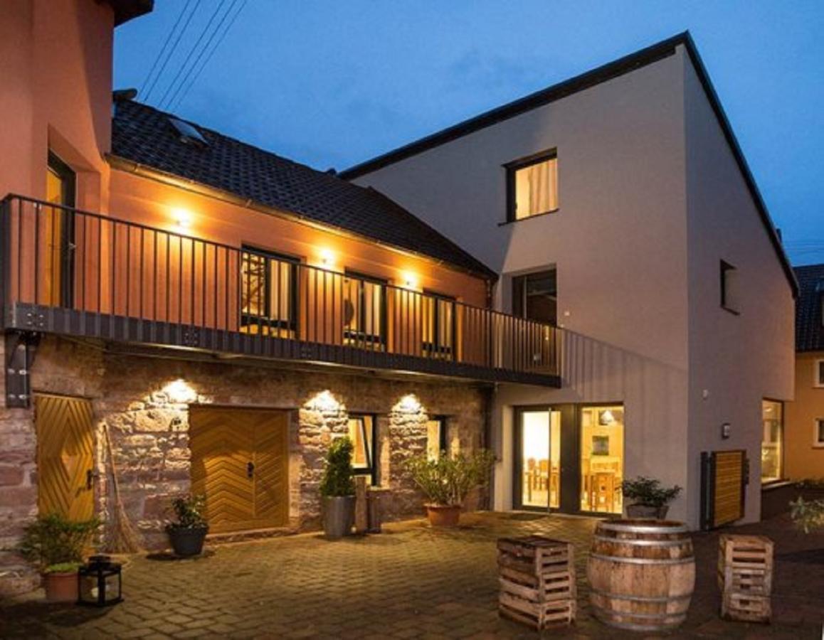 Weingut Blank Hotel Homburg  Екстериор снимка